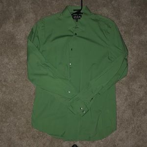 Men’s green button down